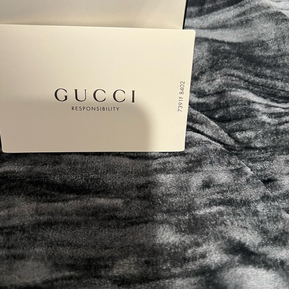 Men’s Red Gucci Rubber Slides - Picture 6 of 12